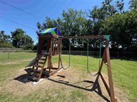 2020 NW Eugene ST, Topeka, KS 66608