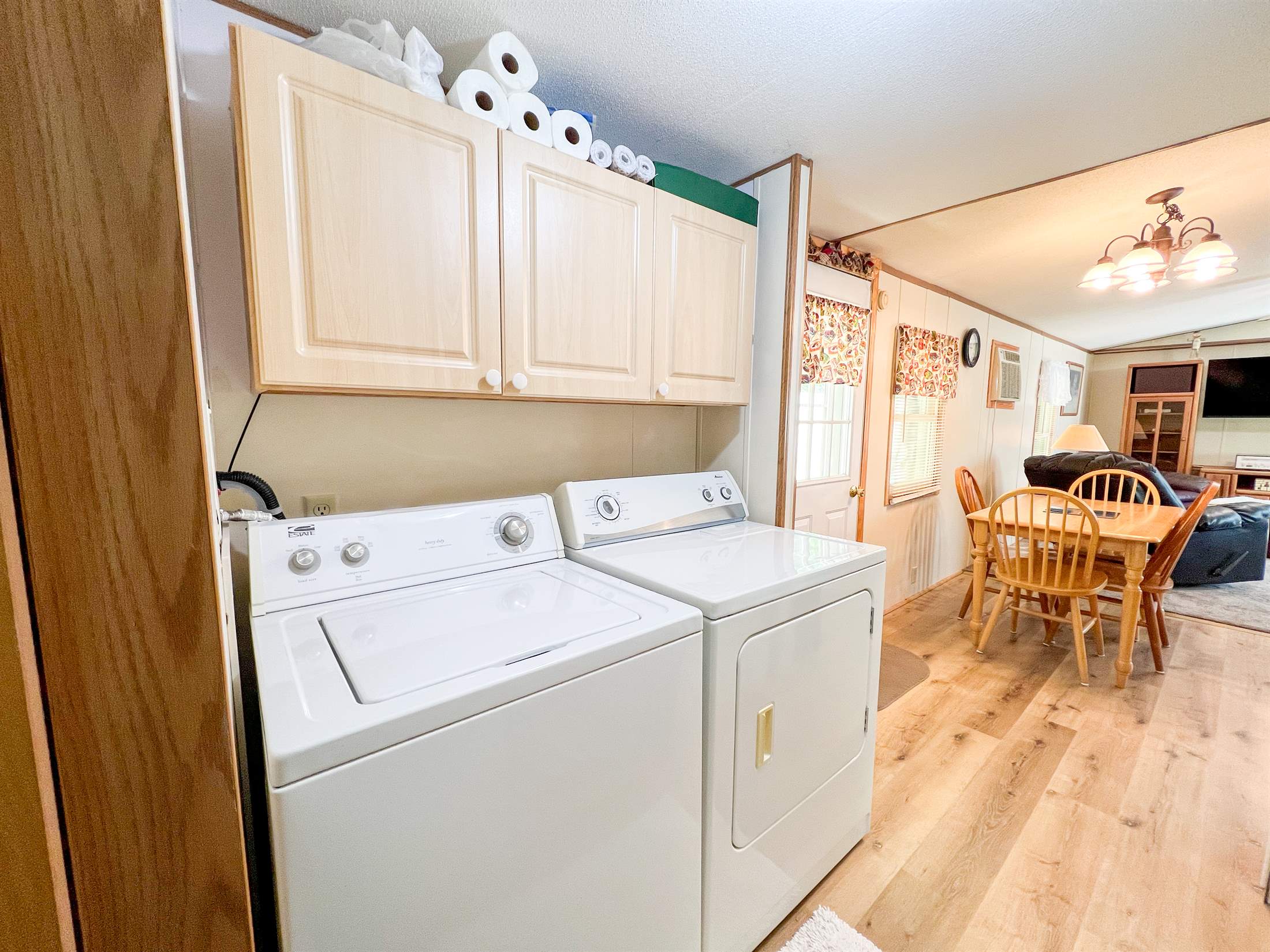 2632 Northern Pike Ln, Lansing, IA 52151