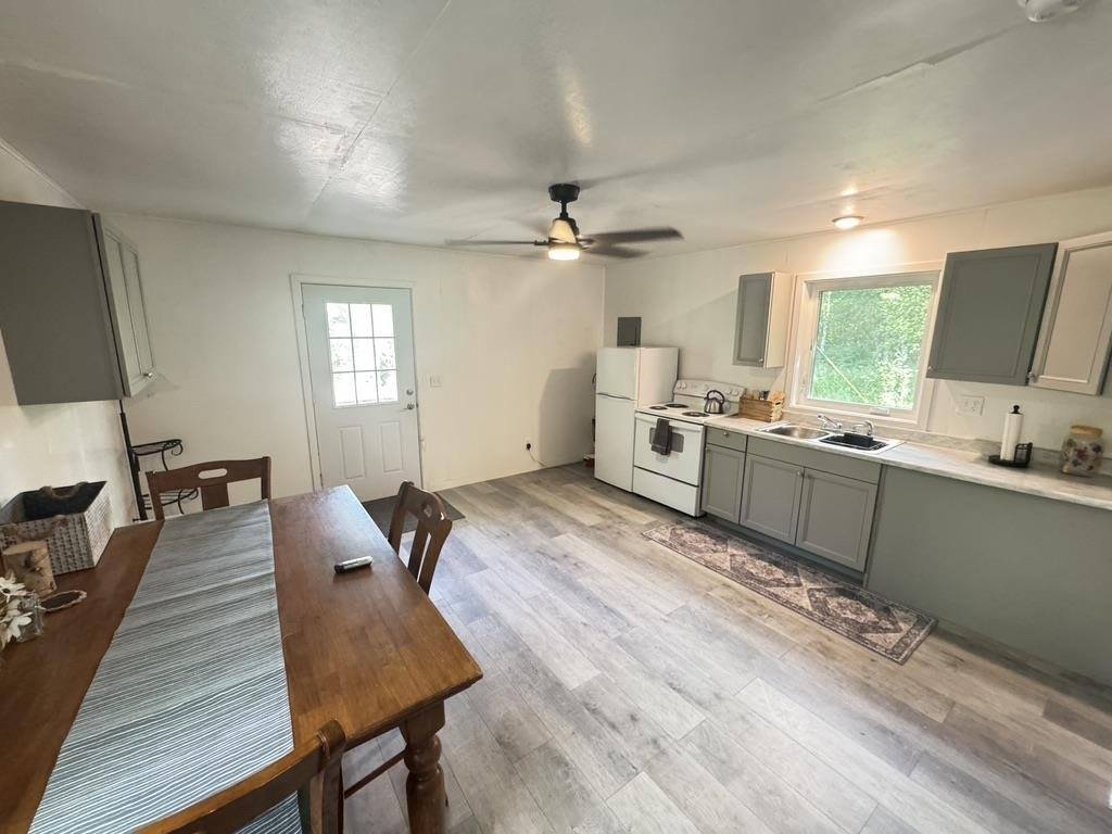 815 Duckwood Court, Fairbanks, AK 99712