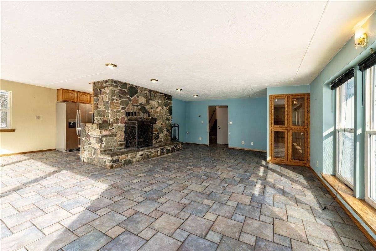 1893 Woodbine Drive, Fairbanks, AK 99709