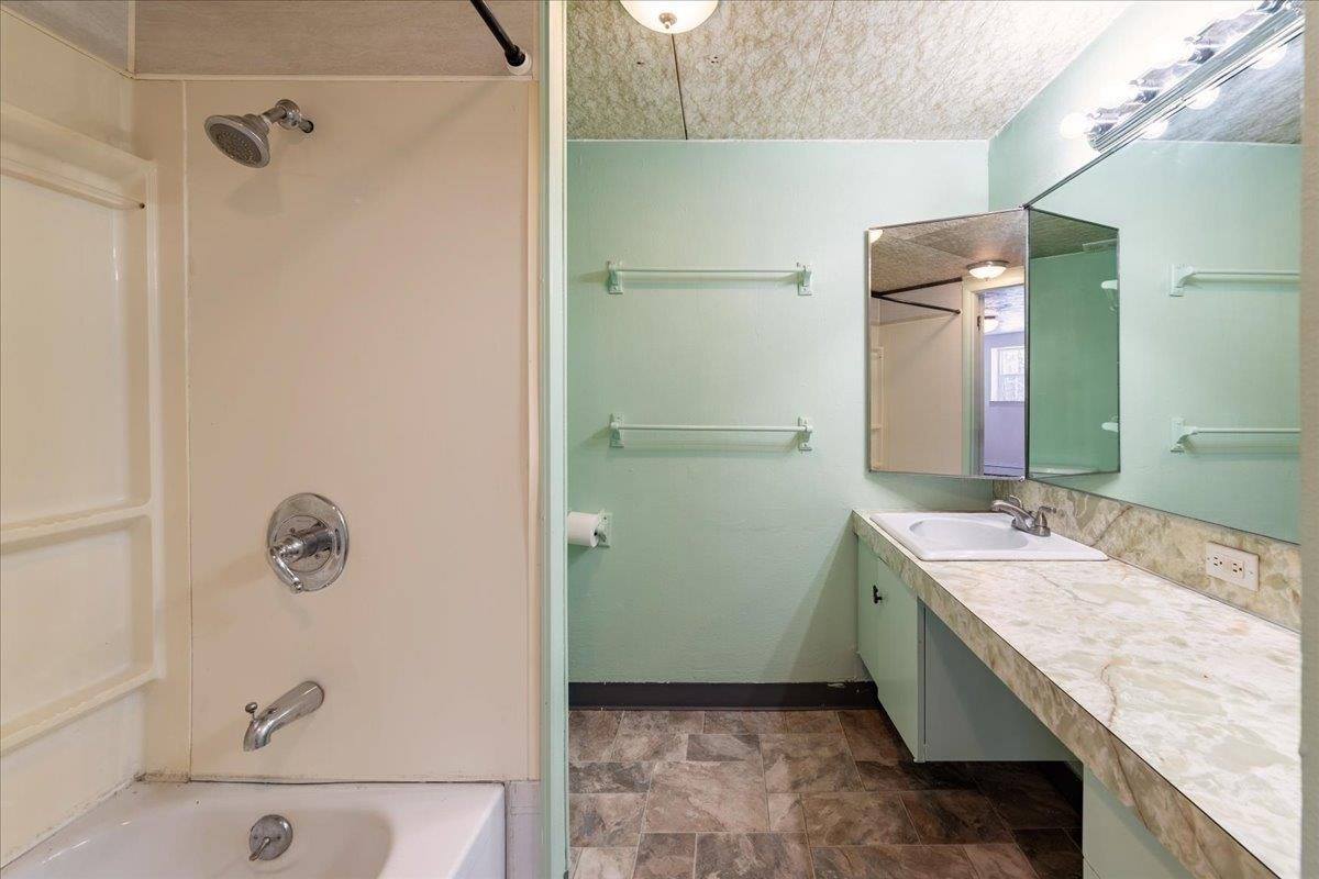 1893 Woodbine Drive, Fairbanks, AK 99709