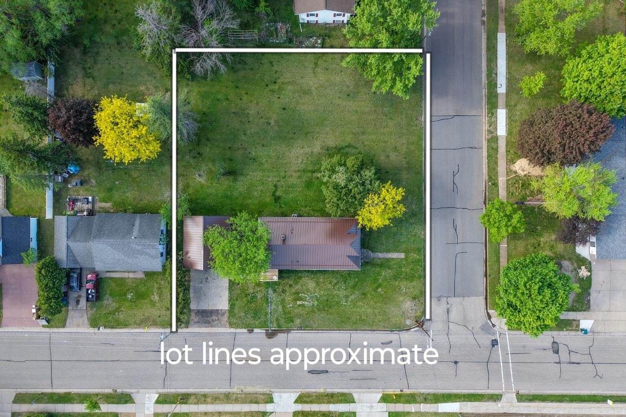 424 Maple Street, Nekoosa, WI 54457