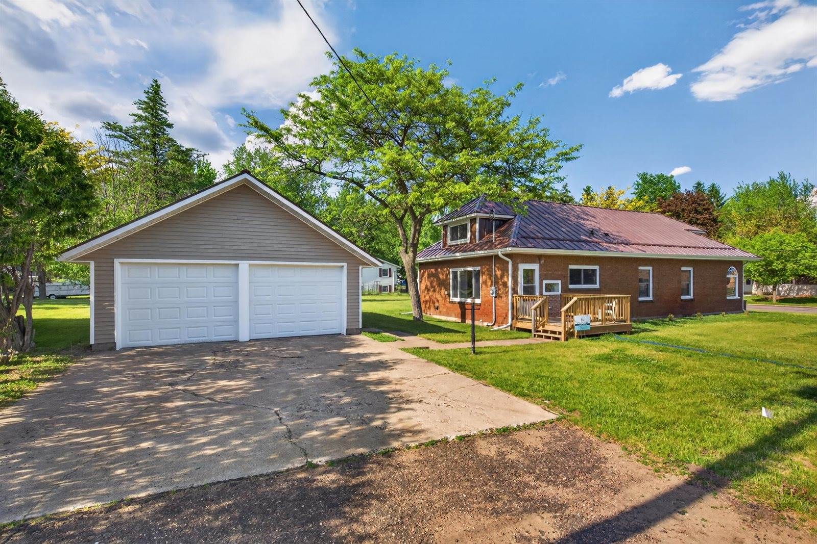 424 Maple Street, Nekoosa, WI 54457