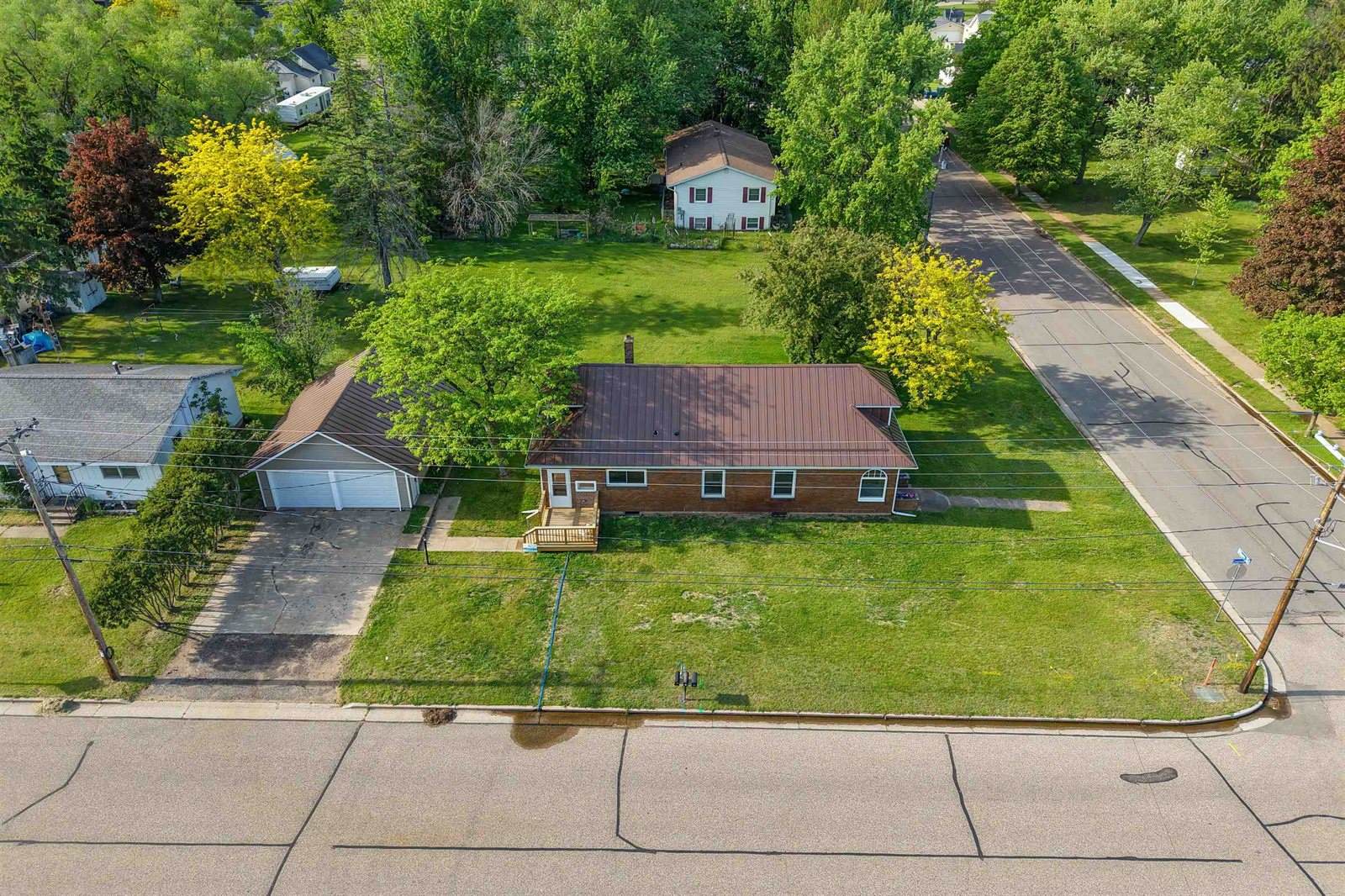 424 Maple Street, Nekoosa, WI 54457