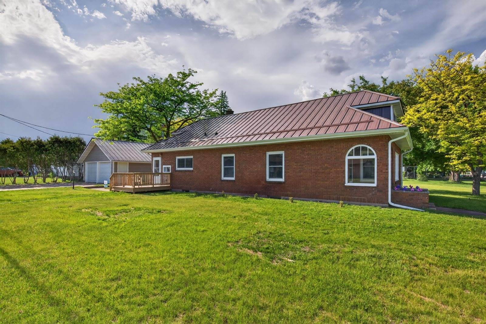 424 Maple Street, Nekoosa, WI 54457