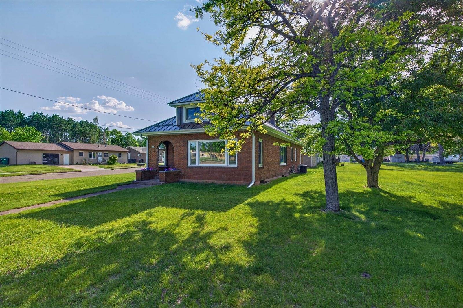 424 Maple Street, Nekoosa, WI 54457