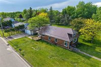 424 Maple Street, Nekoosa, WI 54457