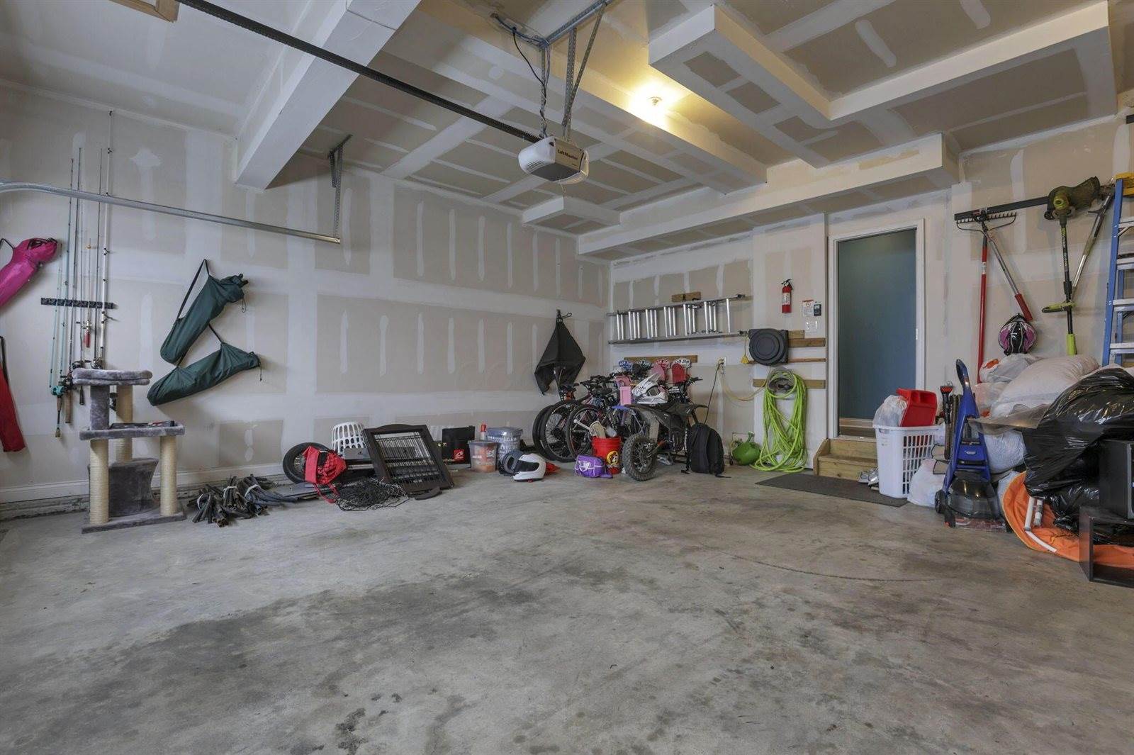 3326 Slippery Elm Court, Hilliard, OH 43026