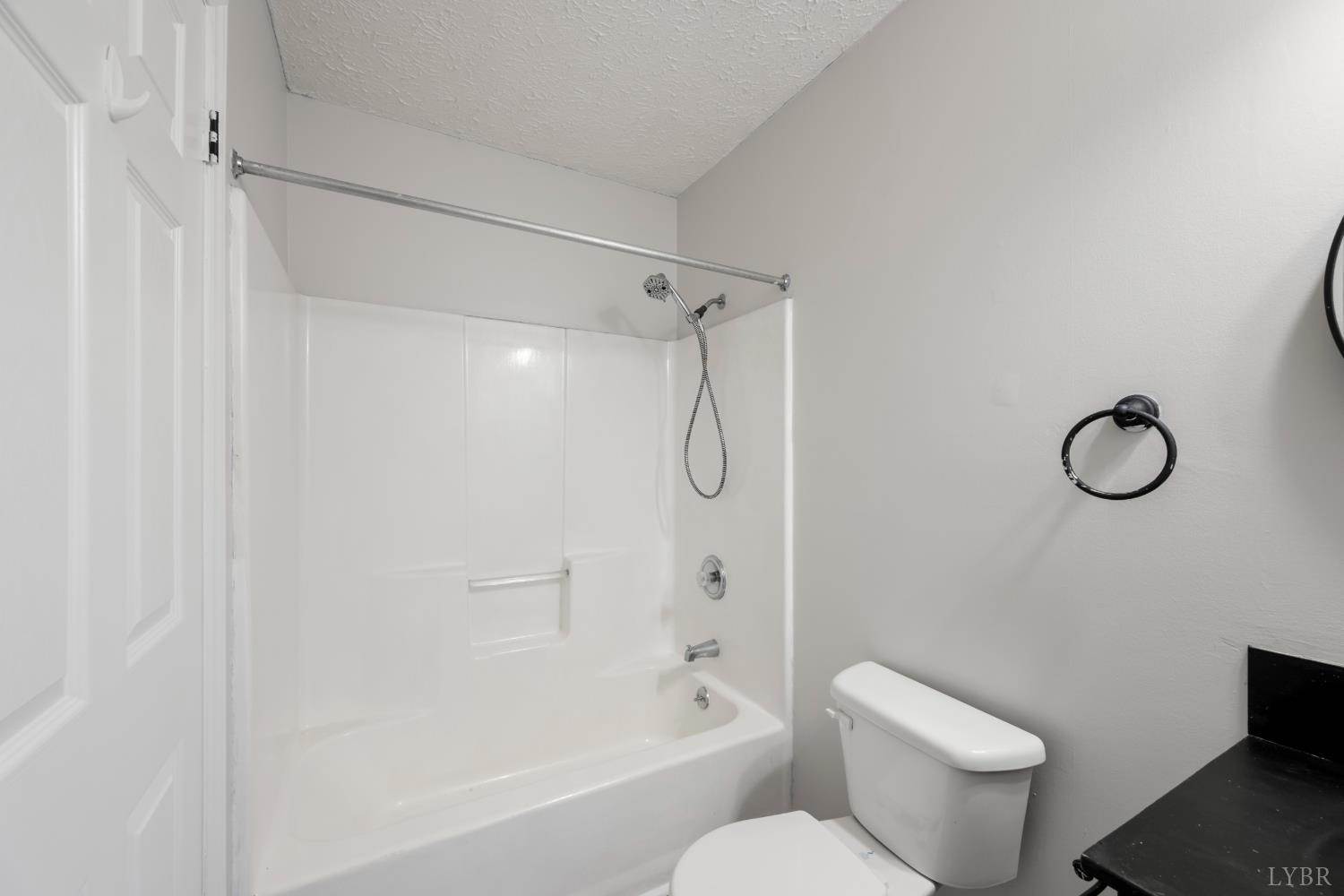 103 Springvale Drive, Lynchburg, VA 24502