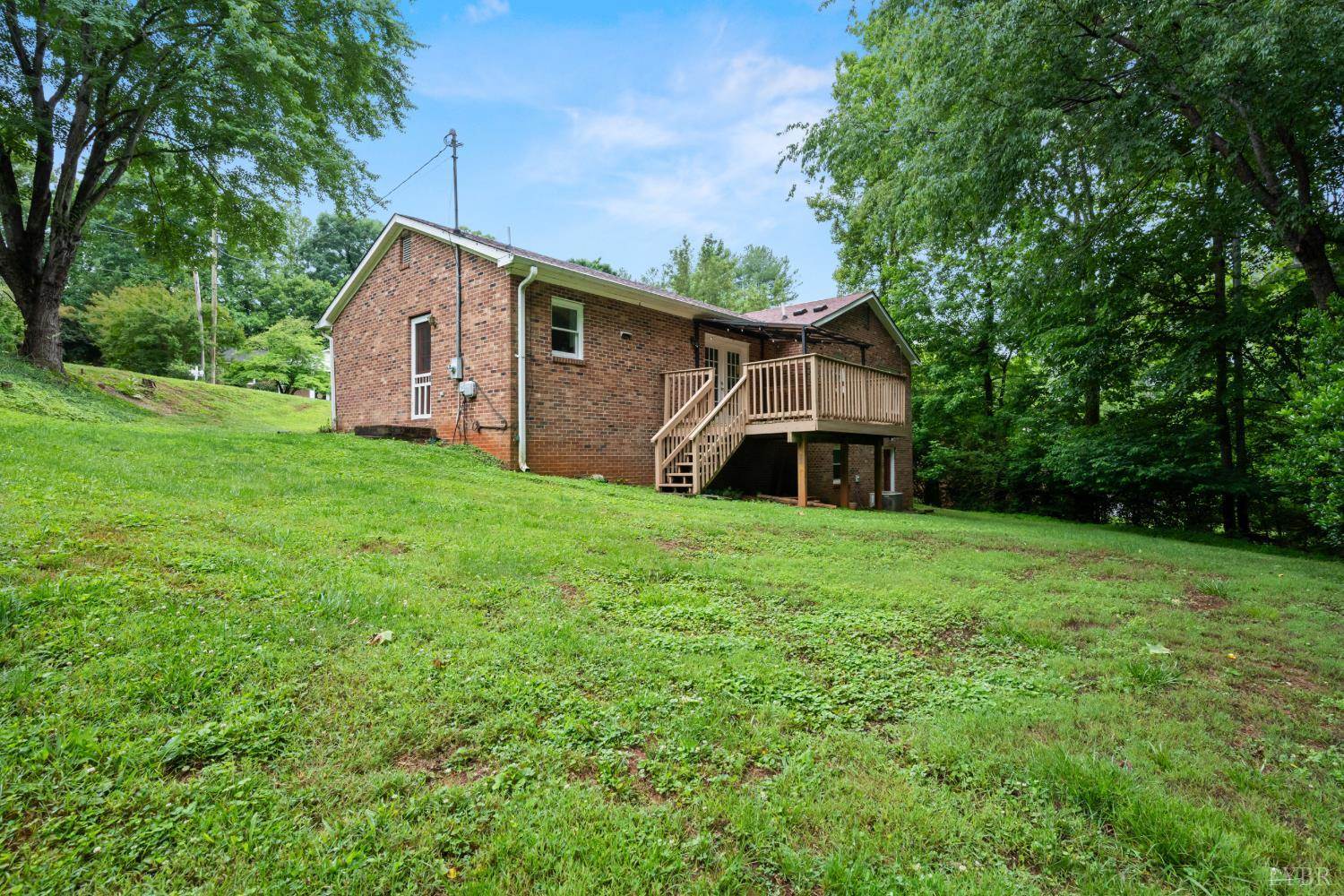 103 Springvale Drive, Lynchburg, VA 24502