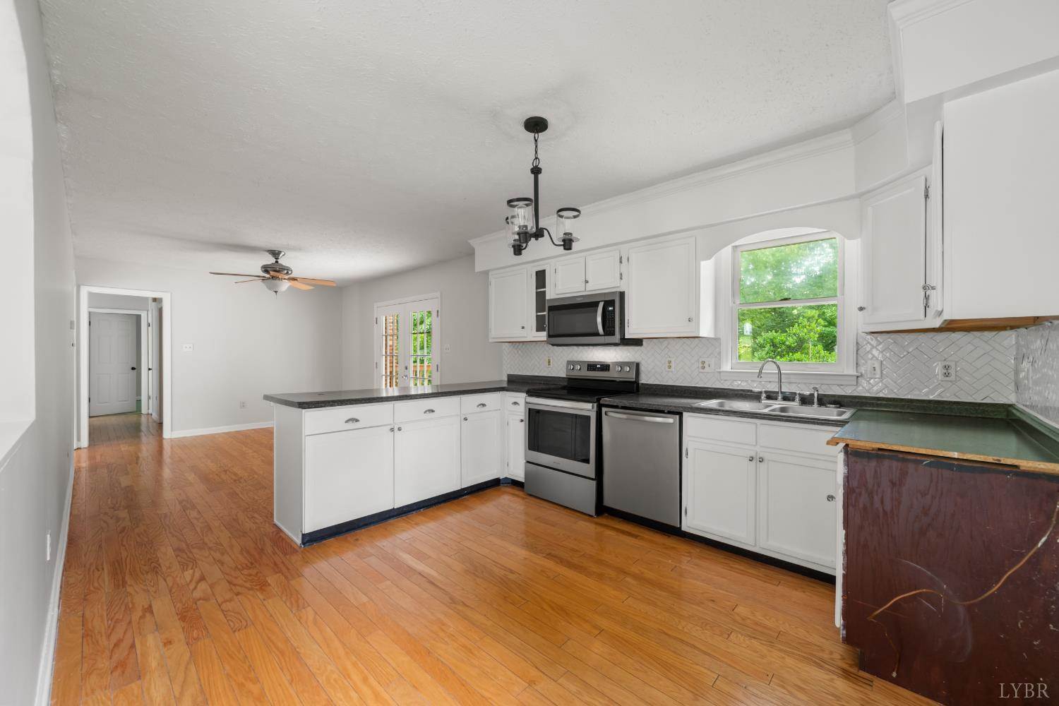 103 Springvale Drive, Lynchburg, VA 24502