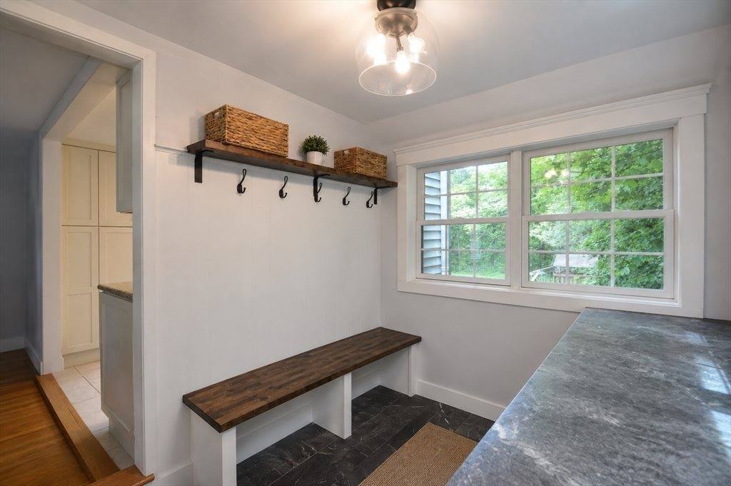 28 Park St, Wrentham, MA 02093