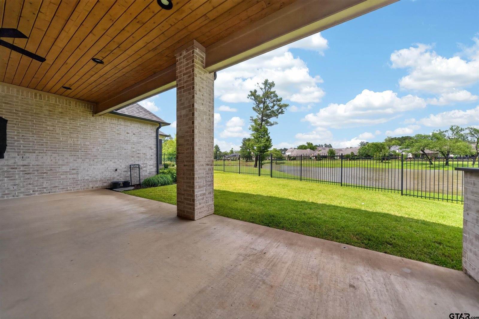7517 Cross Gate Way, Tyler, TX 75703