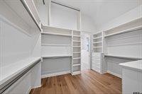 7517 Cross Gate Way, Tyler, TX 75703