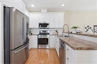 1957 North Pine St, Canby, OR 97013