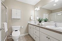1957 North Pine St, Canby, OR 97013