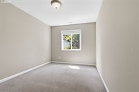 1957 North Pine St, Canby, OR 97013
