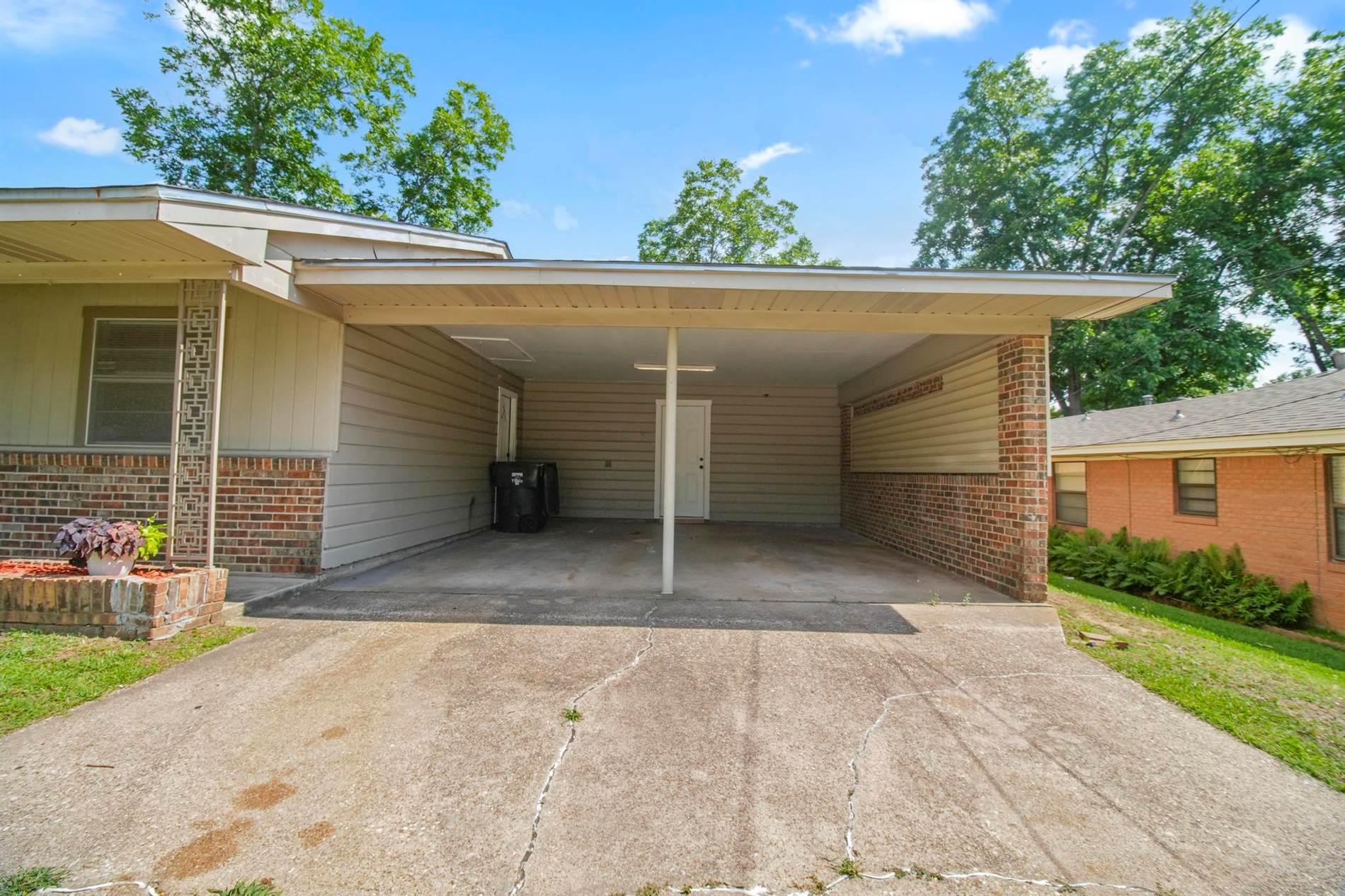 117 Ridgecrest Dr, Tyler, TX 75701