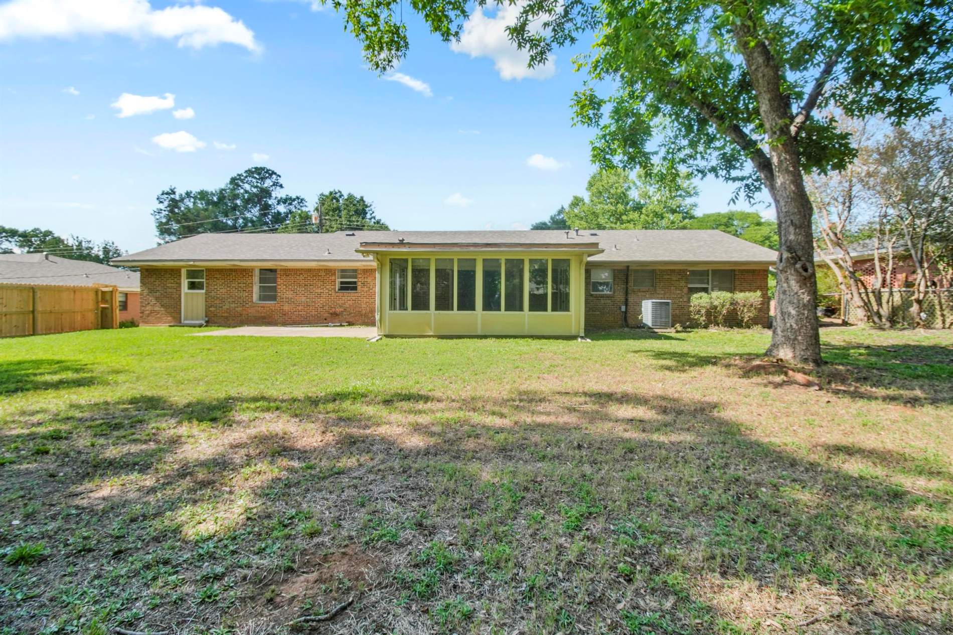 117 Ridgecrest Dr, Tyler, TX 75701
