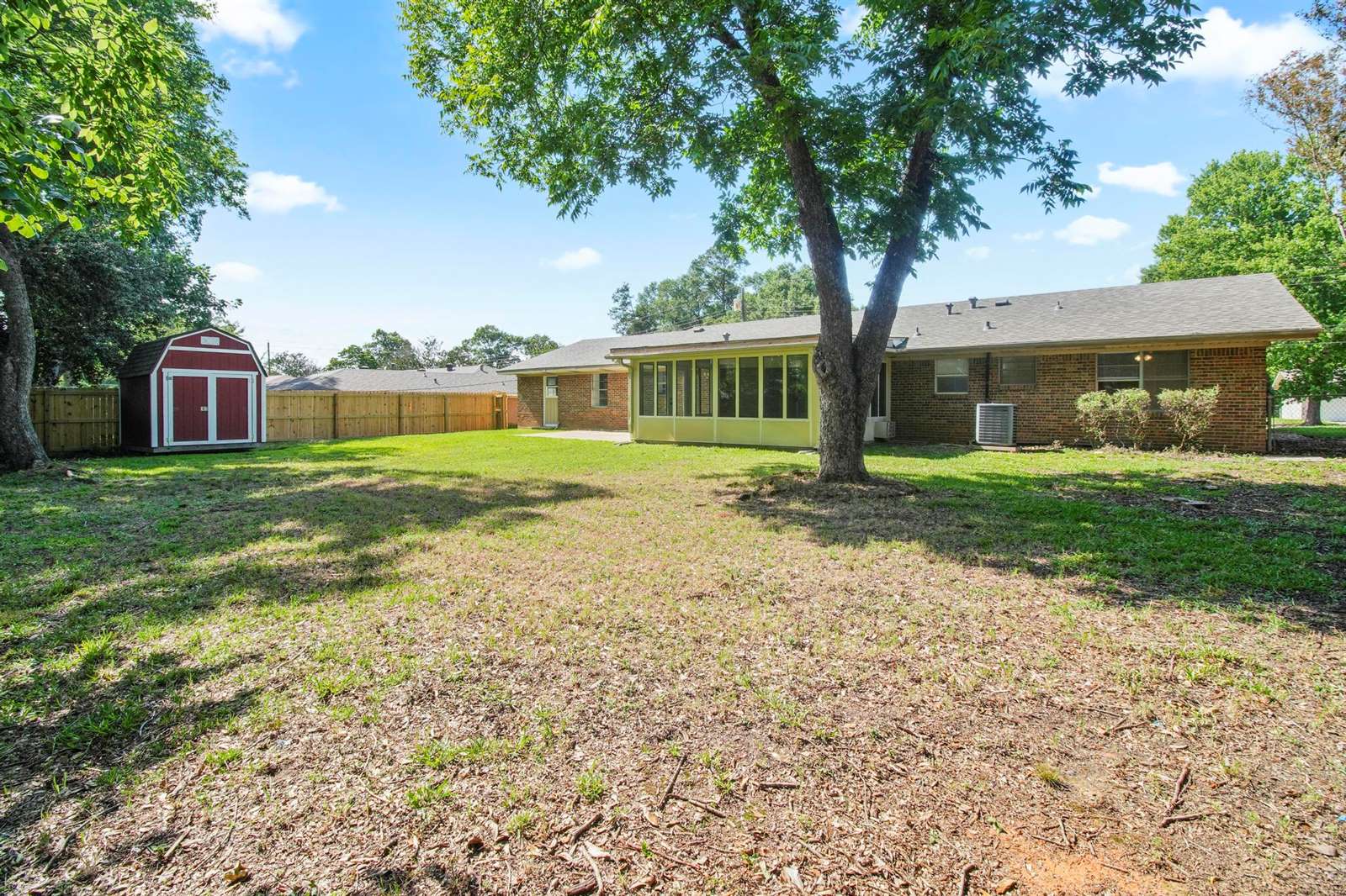 117 Ridgecrest Dr, Tyler, TX 75701