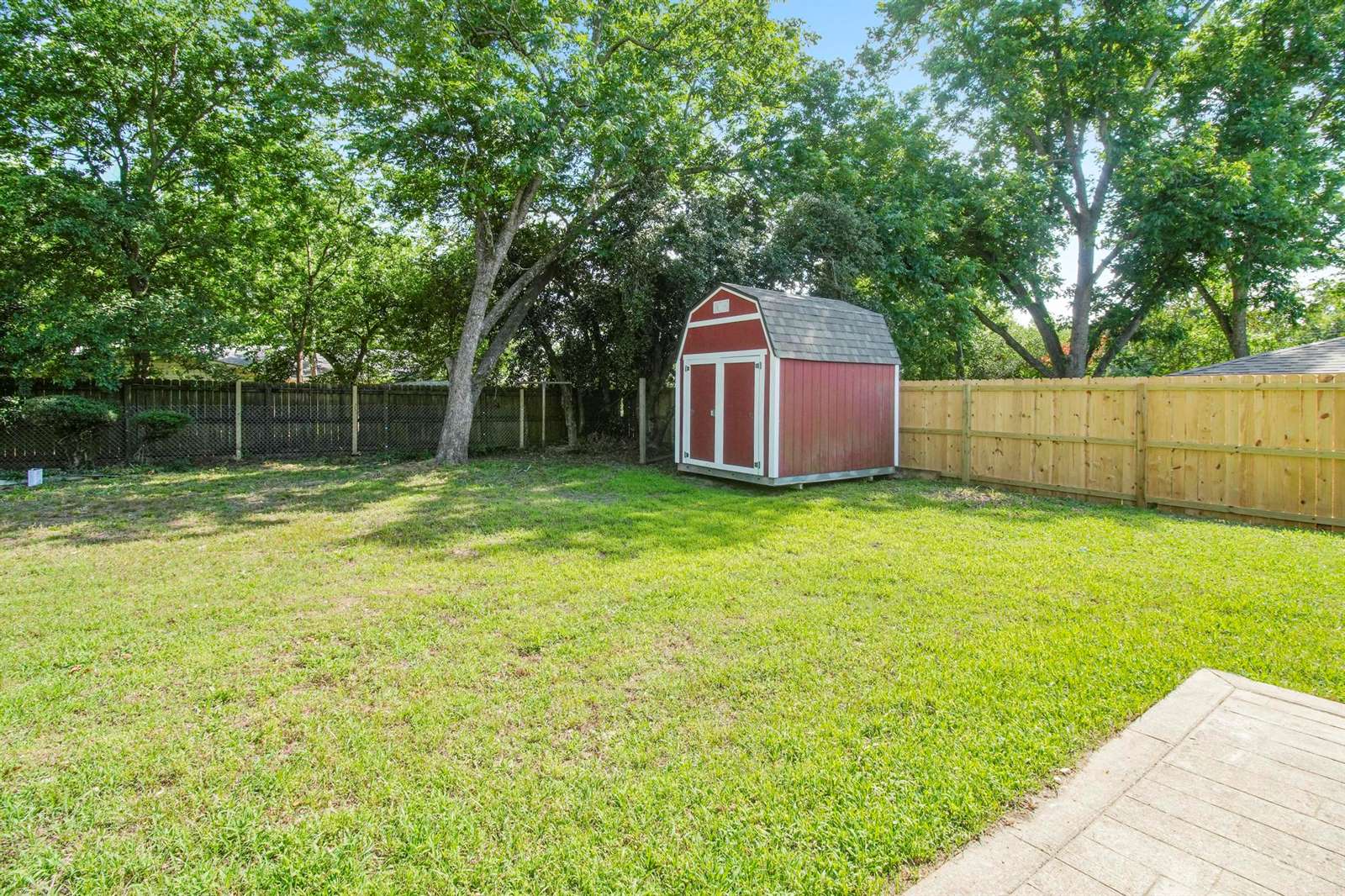 117 Ridgecrest Dr, Tyler, TX 75701
