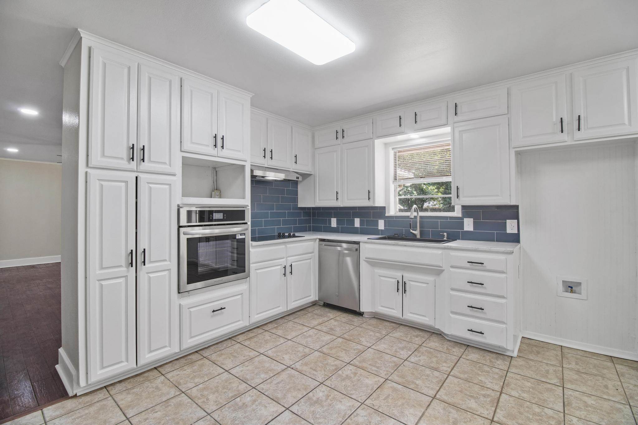 117 Ridgecrest Dr, Tyler, TX 75701