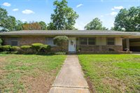117 Ridgecrest Dr, Tyler, TX 75701
