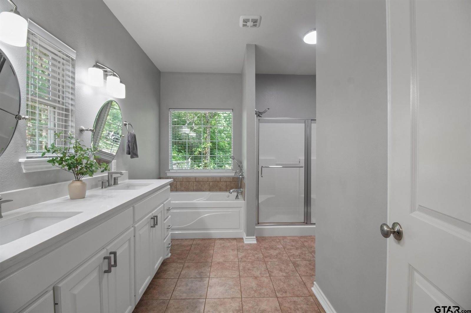 17349 Four Winds Way, Flint, TX 75762