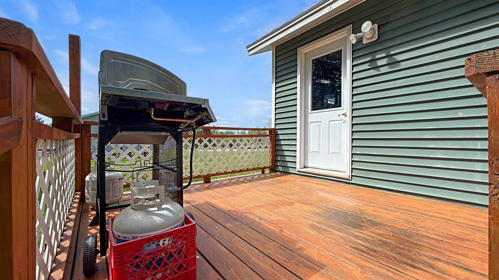 49 Hughes Road, Mapleton, ME 04757