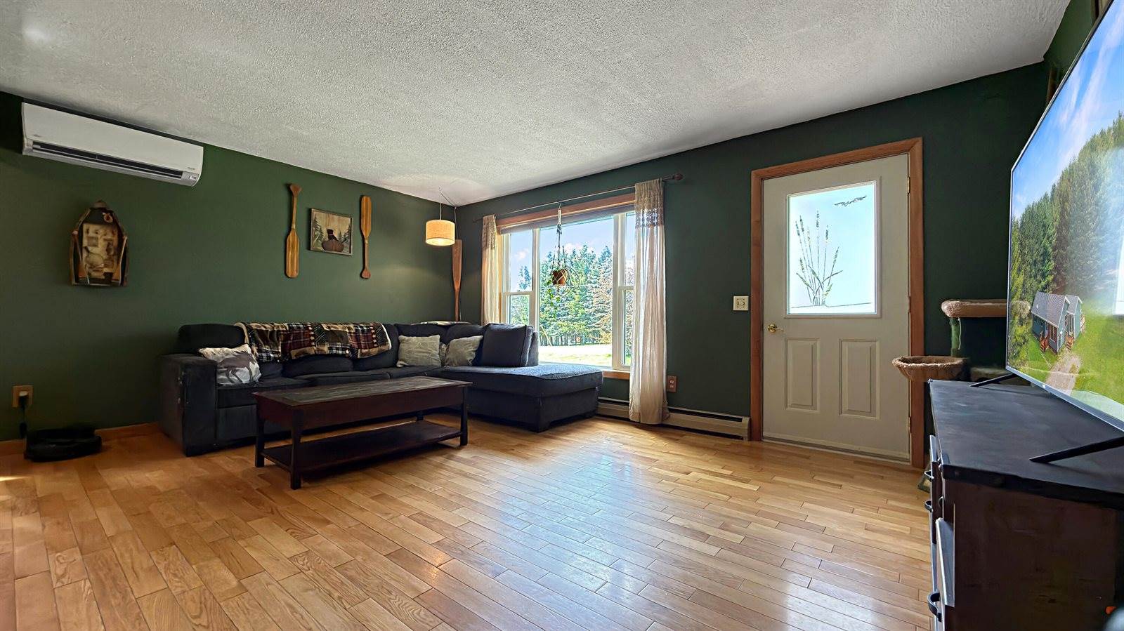 49 Hughes Road, Mapleton, ME 04757