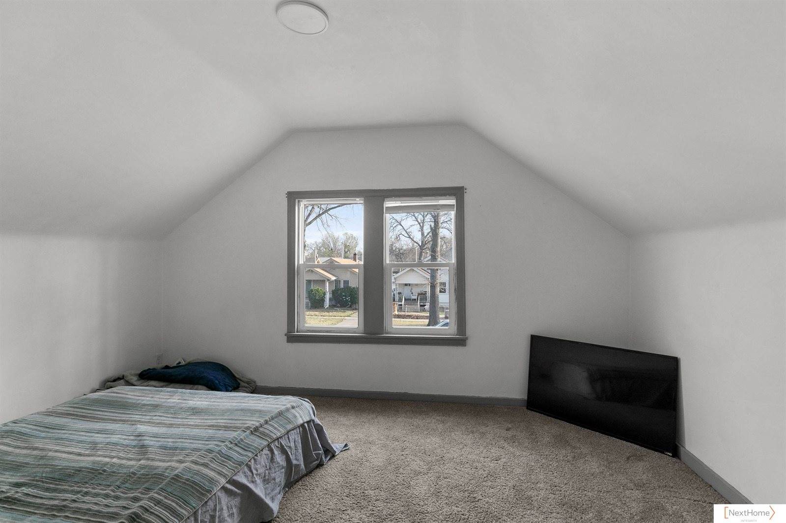 1326 Sumner Street, Lincoln, NE 68510