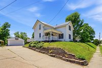 896 Climer St, Muscatine, IA 52761