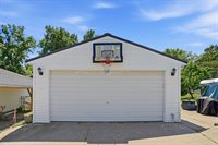 896 Climer St, Muscatine, IA 52761