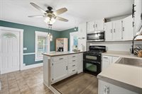 896 Climer St, Muscatine, IA 52761