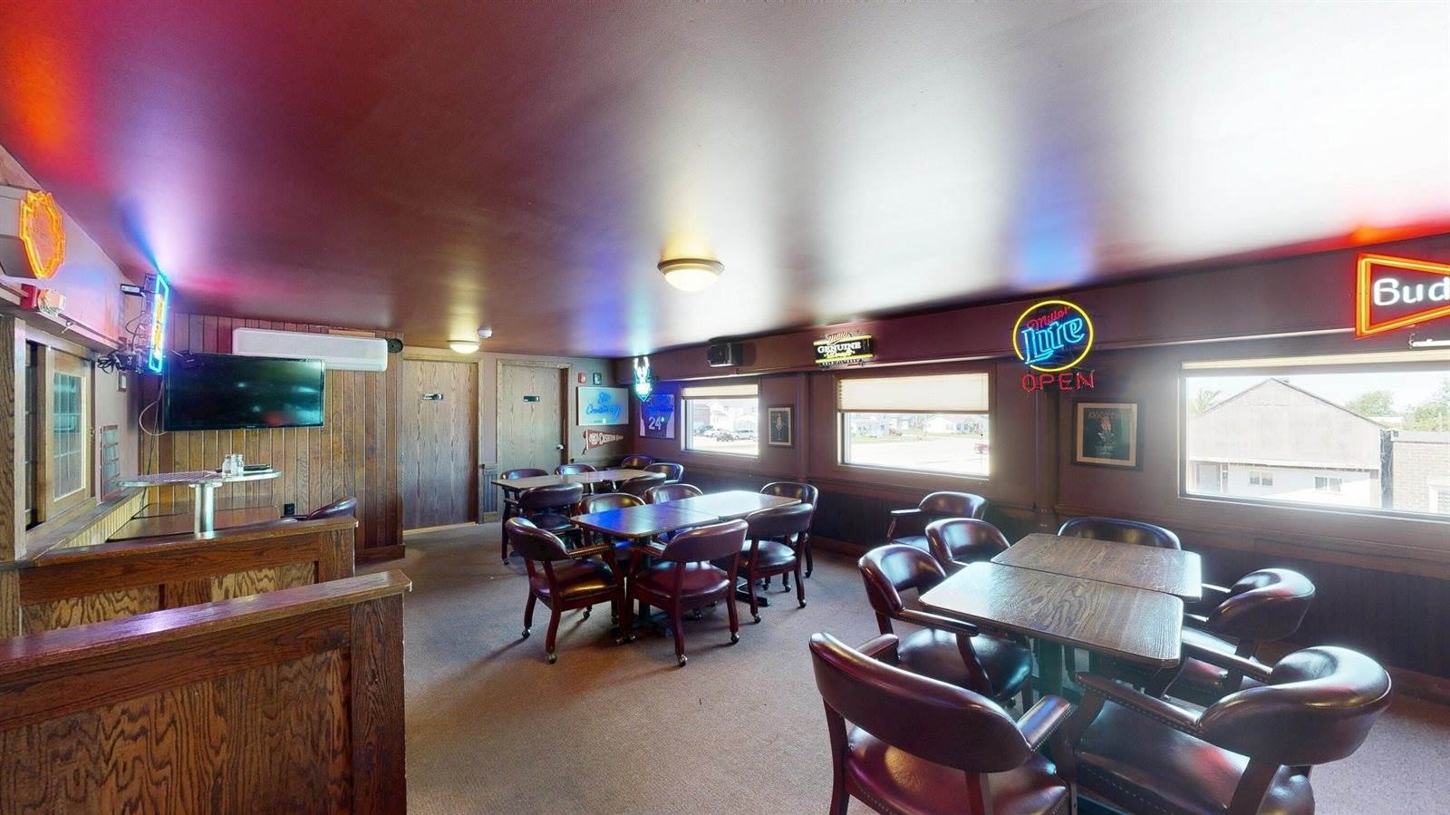 909 Front St, Cashton, WI 54619