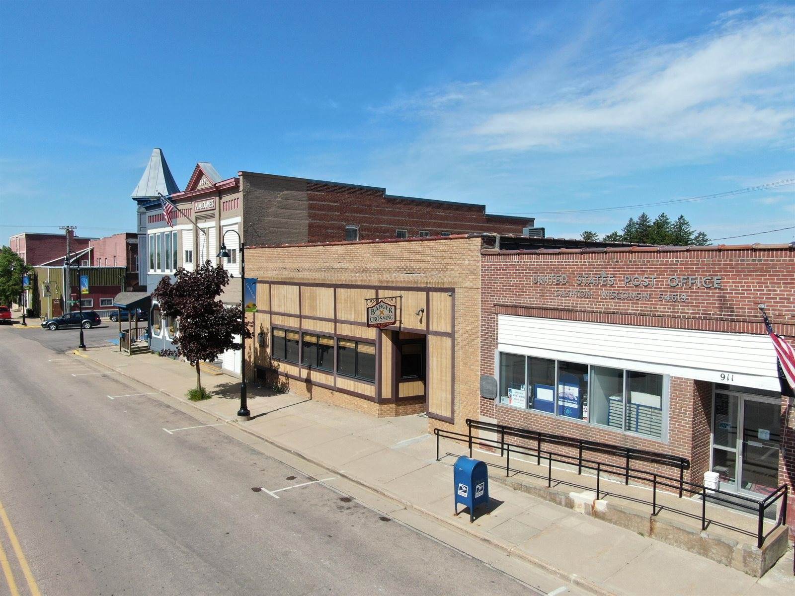 909 Front St, Cashton, WI 54619