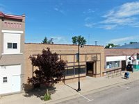 909 Front St, Cashton, WI 54619