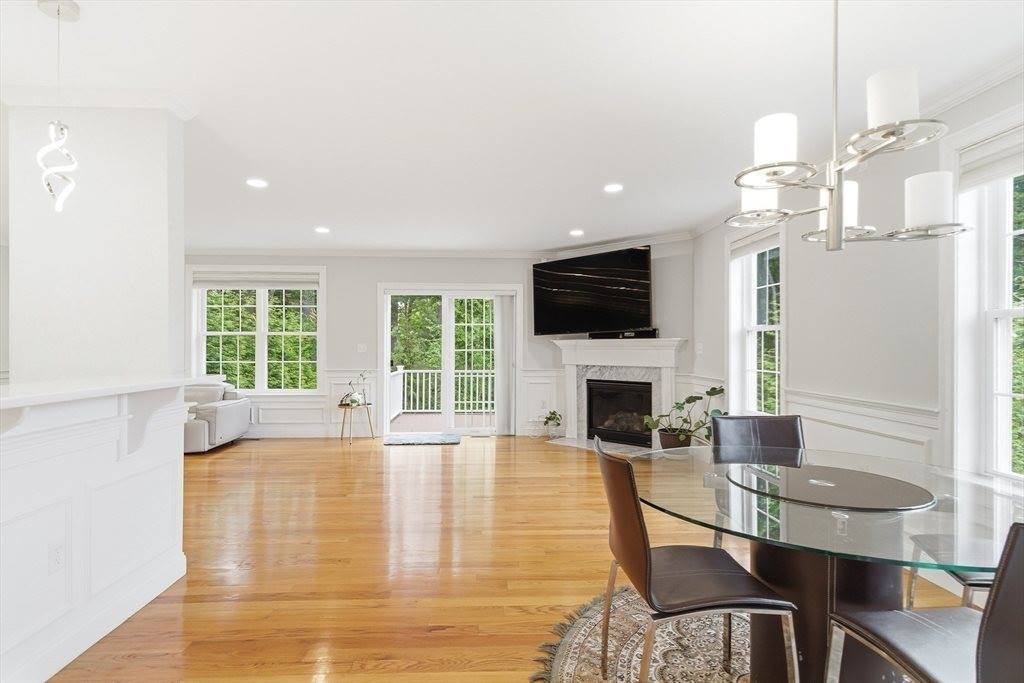 37 Jefferson Dr, Lexington, MA 02420