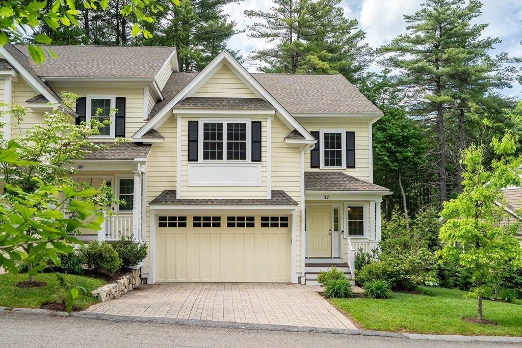 37 Jefferson Dr, Lexington, MA 02420