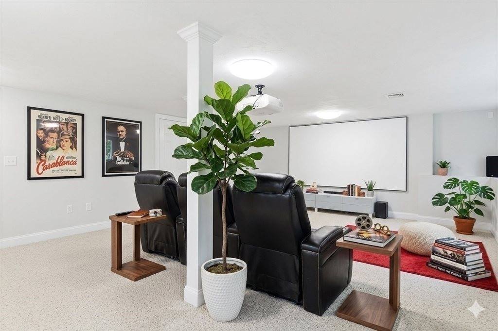 37 Jefferson Dr, Lexington, MA 02420