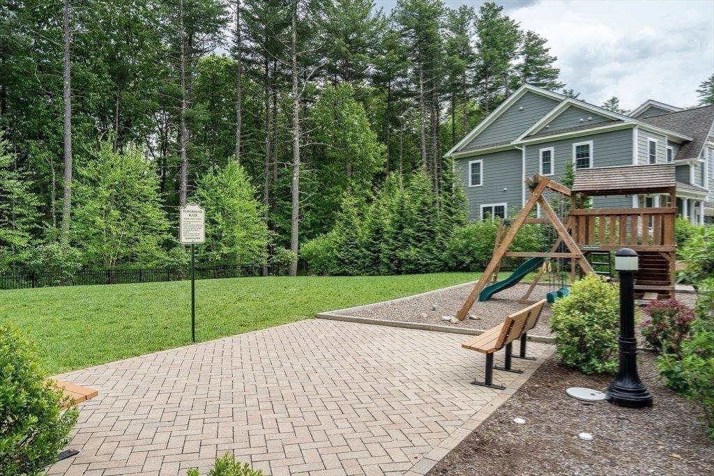 37 Jefferson Dr, Lexington, MA 02420