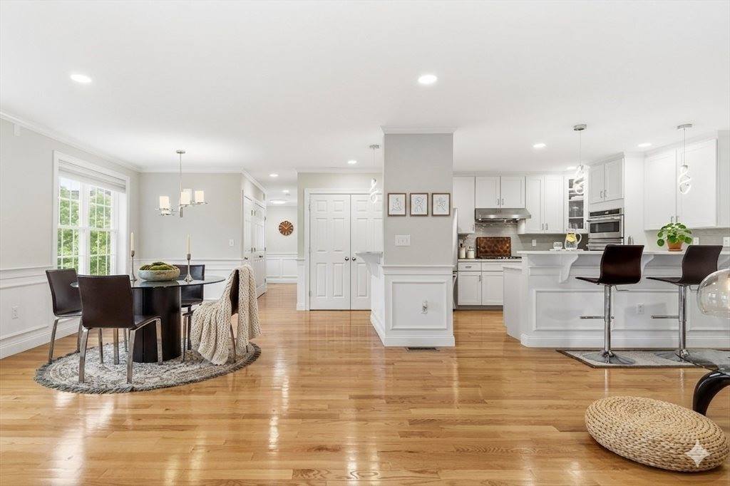 37 Jefferson Dr, Lexington, MA 02420