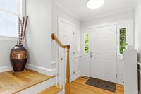 37 Jefferson Dr, Lexington, MA 02420