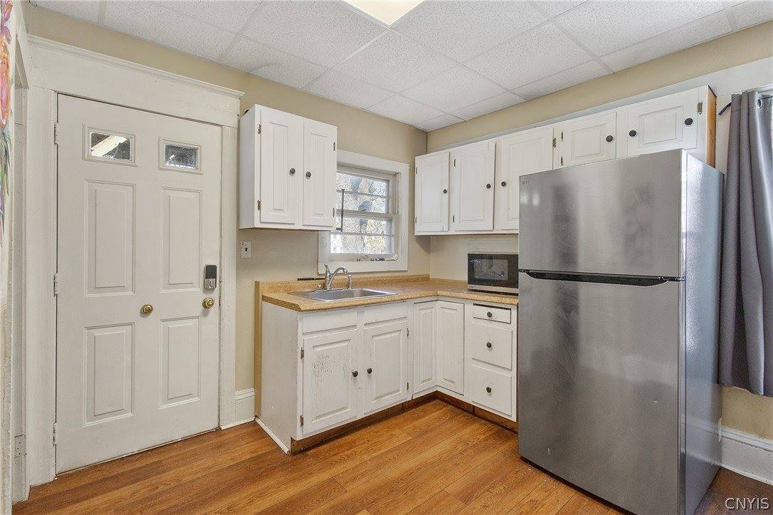 125 Kensington & Lancaster Road, Syracuse, NY 13210