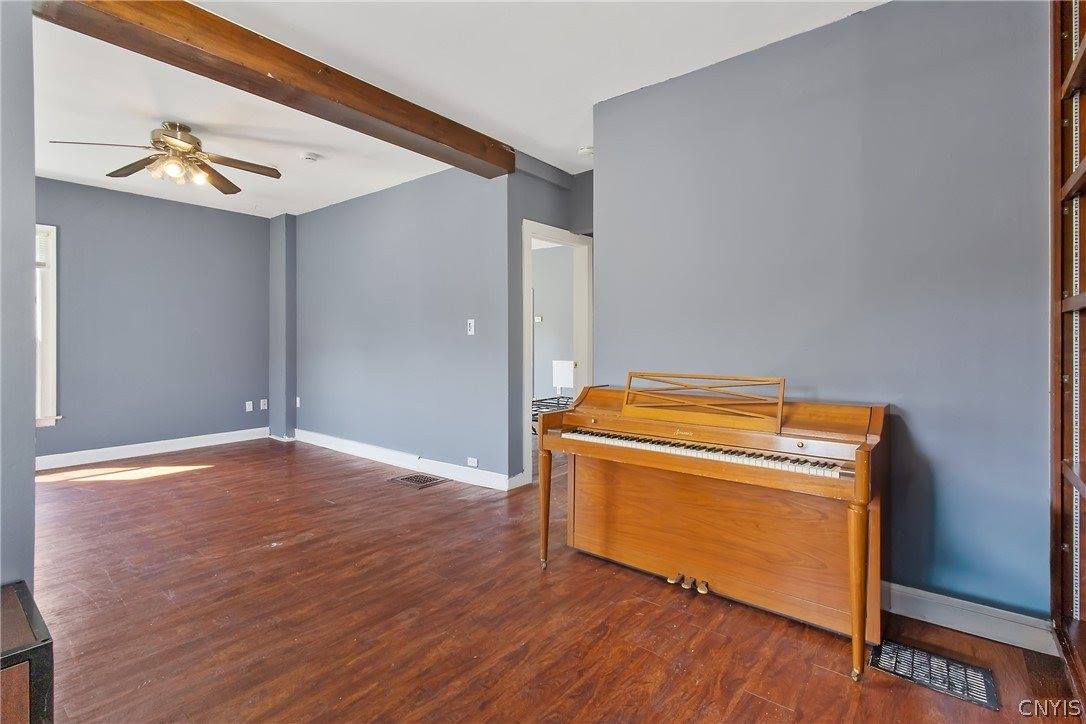 125 Kensington & Lancaster Road, Syracuse, NY 13210