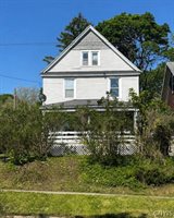 125 Kensington & Lancaster Road, Syracuse, NY 13210