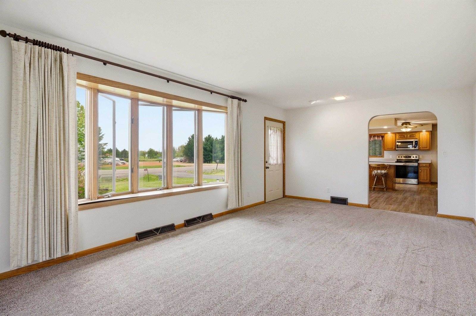 10871 S Washington Avenue, Marshfield, WI 54449