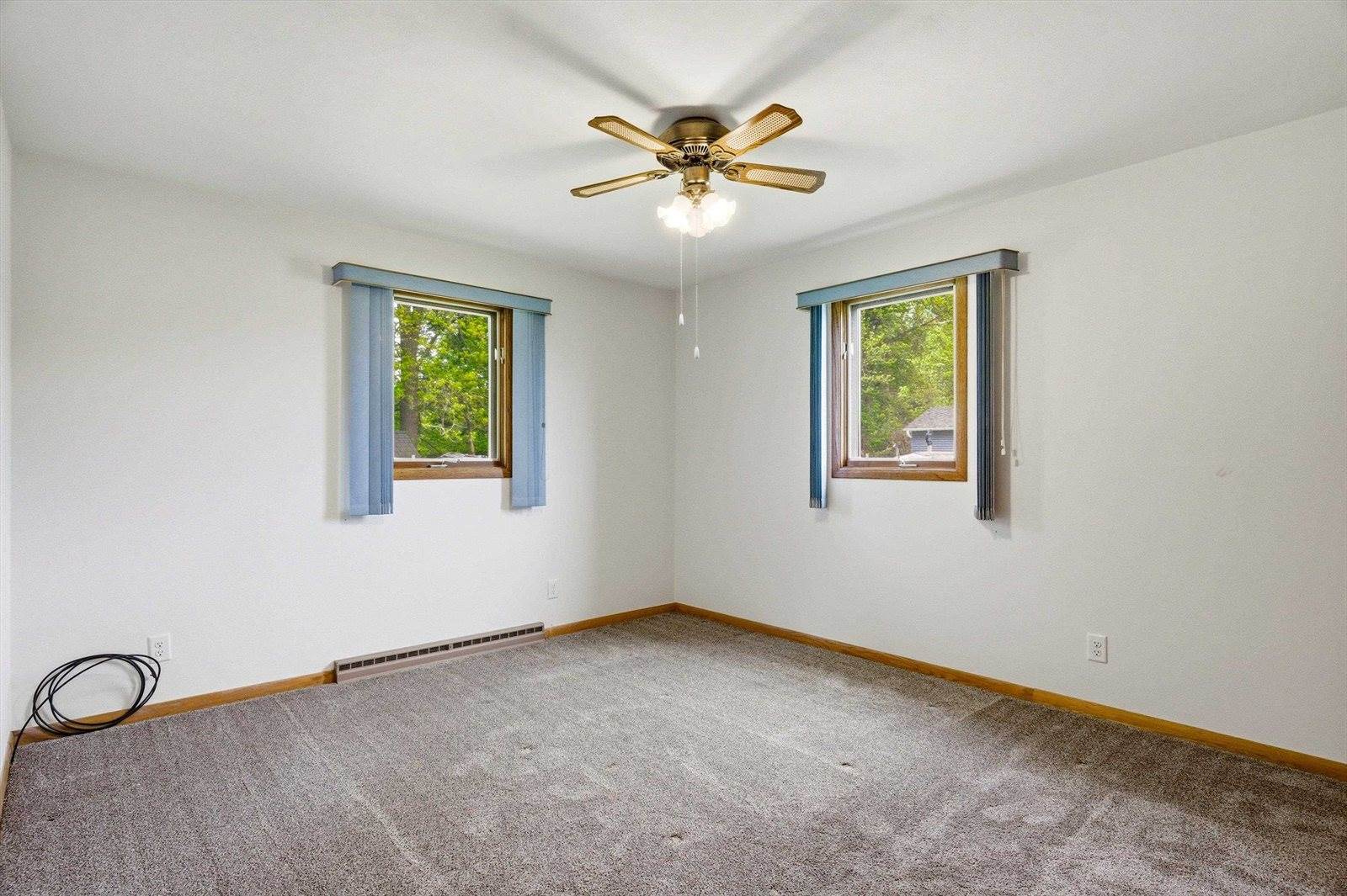 10871 S Washington Avenue, Marshfield, WI 54449