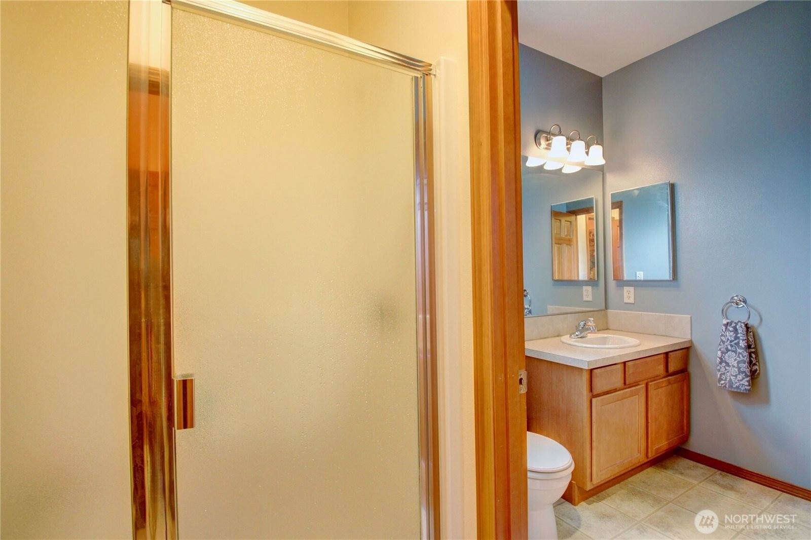 1902 Tundra Loop, Mount Vernon, WA 98273