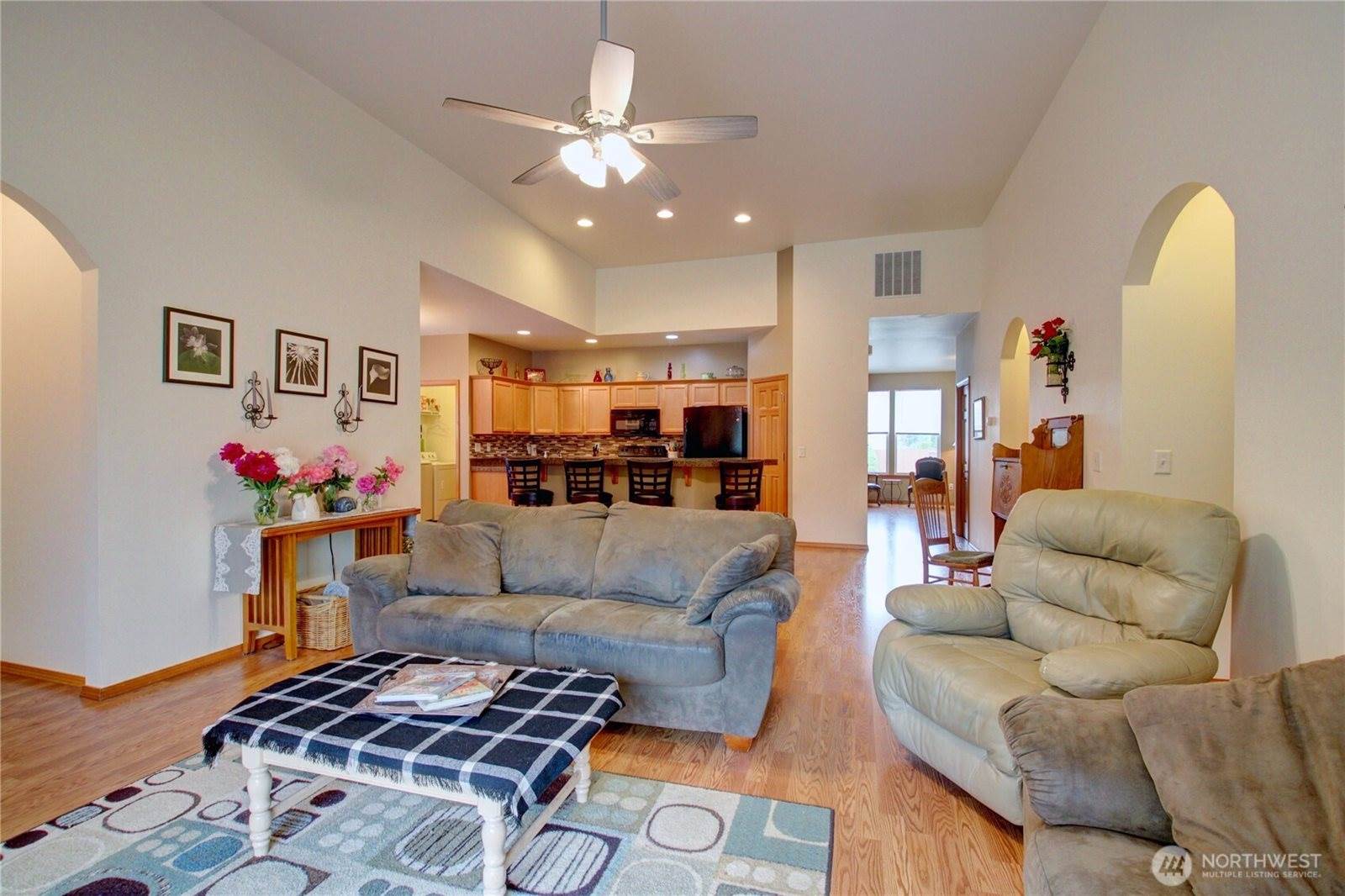 1902 Tundra Loop, Mount Vernon, WA 98273
